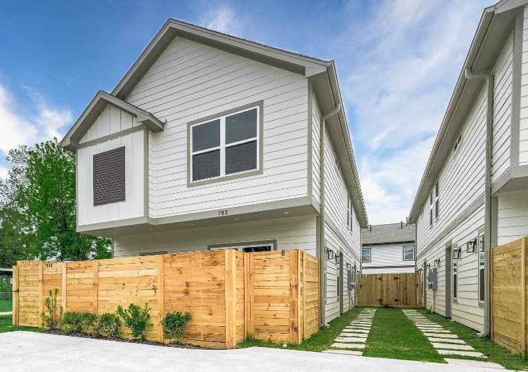 Fortune Street Duplexes — Duplex in Acres Homes - Houston, TX by K-Tex Services